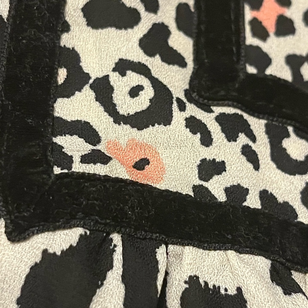 Maurices Animal Leopard Print Top in Black and Cream Puff Sleeves Size XXL NWOT - Picture 5 of 7